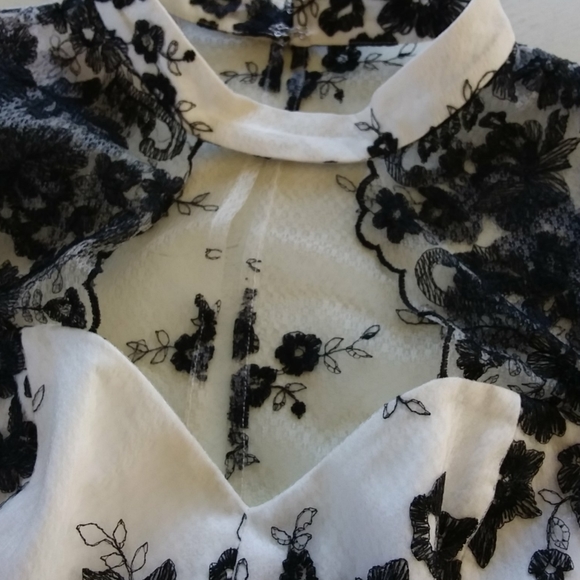 Sold BCBG Generations evening dress - Picture 7 of 7